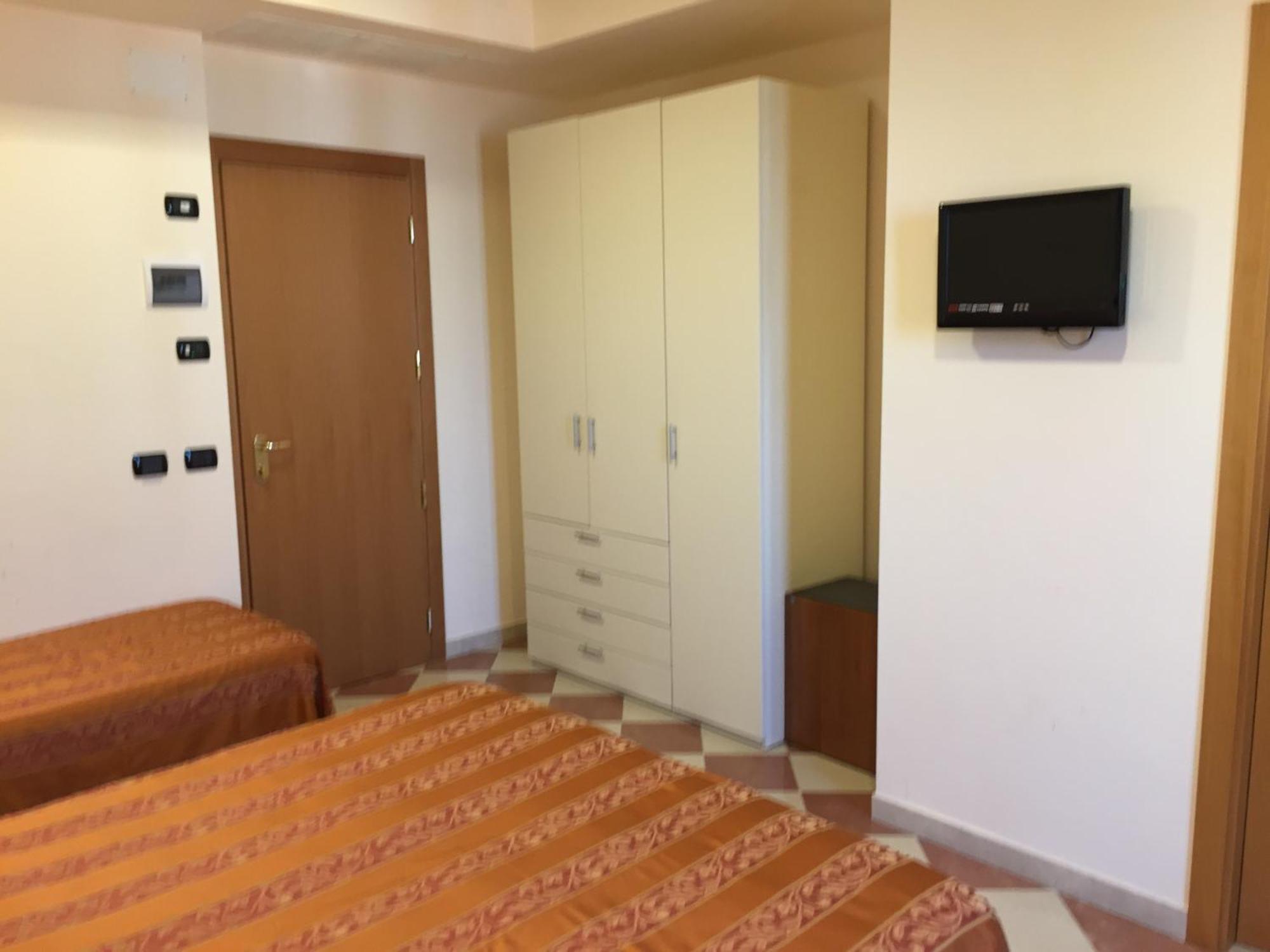 Hotel Fiorella Senigallia Szoba fotó