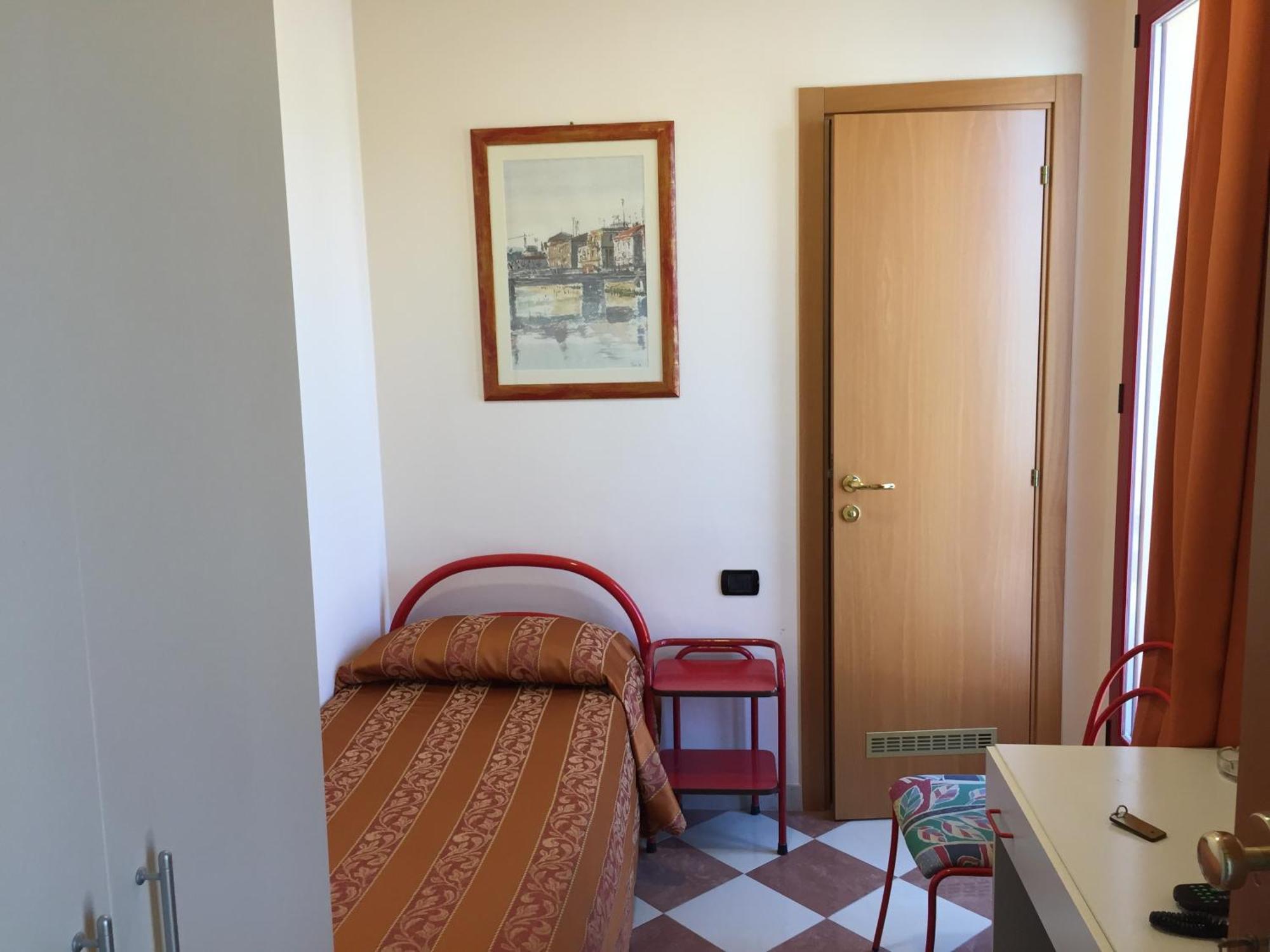 Hotel Fiorella Senigallia Szoba fotó