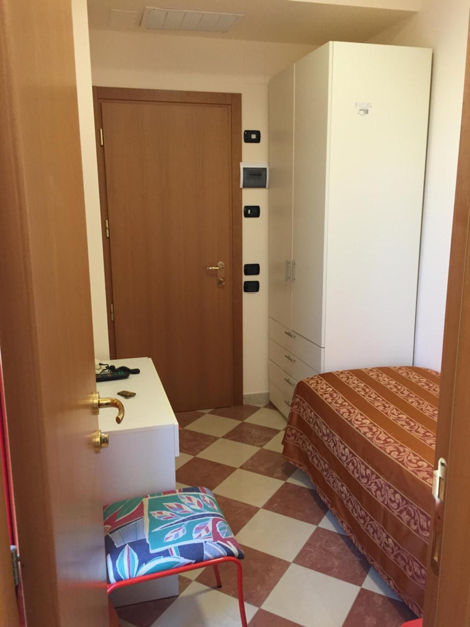 Hotel Fiorella Senigallia Szoba fotó