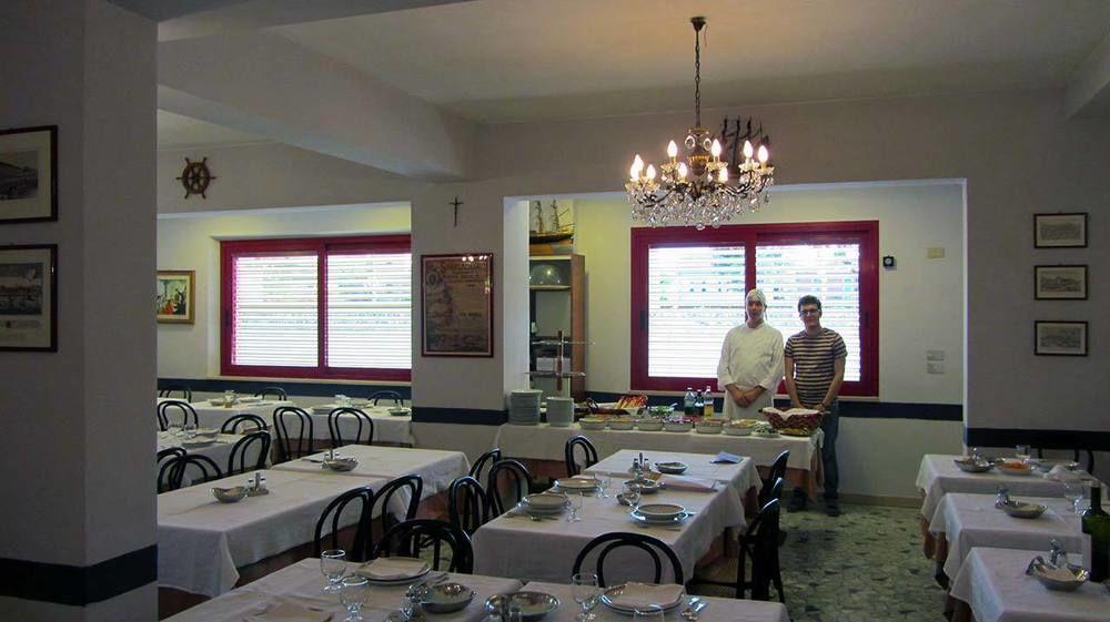 Hotel Fiorella Senigallia Kültér fotó